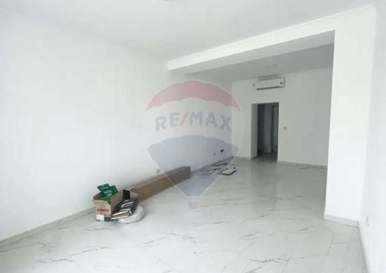 Spa?iu de birou in zona Podgoria - 4