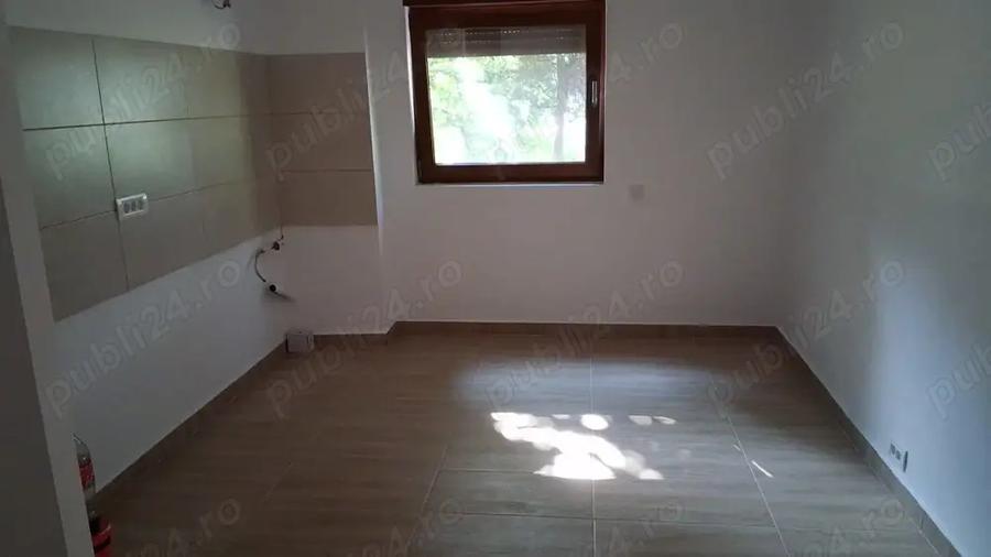 Apartament de vanzare - 4