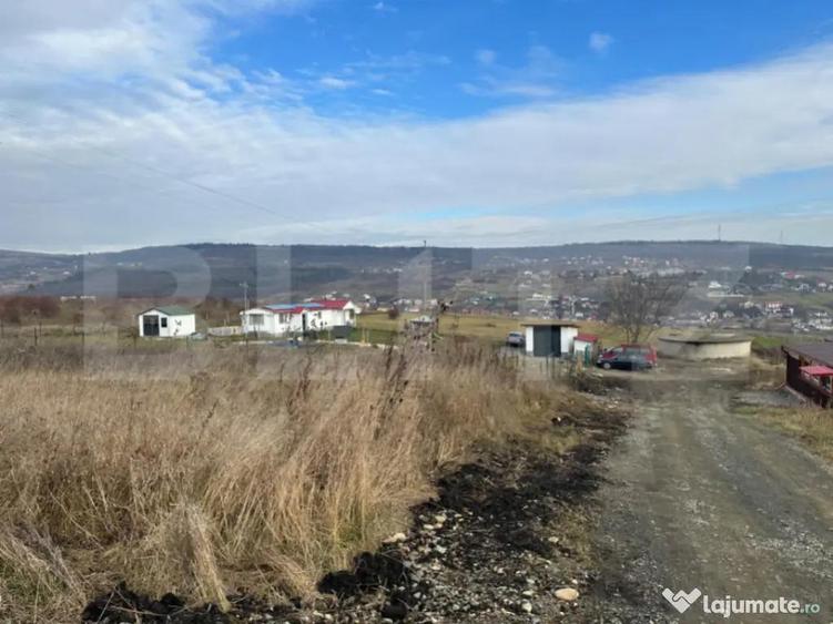 Teren intravilan 628 mp, front 20, zona Odobesti - 2