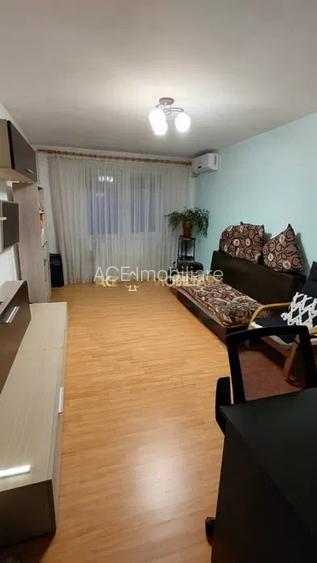 Crangasi | 4 camere | Centrala proprie | 8/8 | Bloc reabilitat | 1984