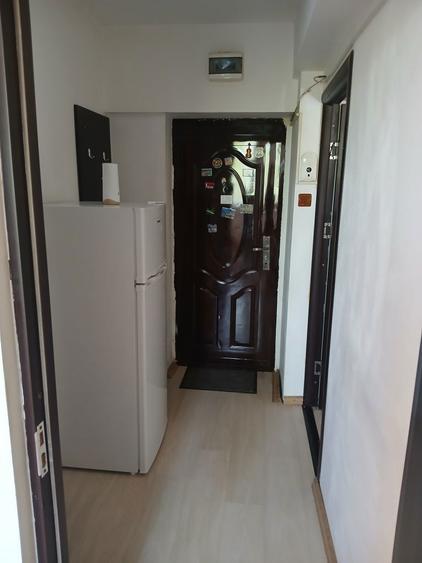 Inchiriez apartament 2 camere Brazda - 3