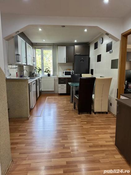 vand apartament cu 4 camere - 4