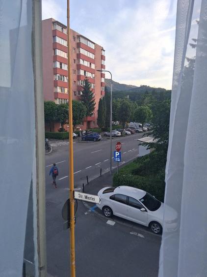 Inchiriez apartament 2 camere zona Astra - 6