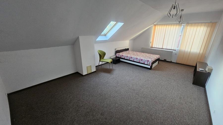 Inchiriez casa 4 camere singur in curte, acces auto - 7