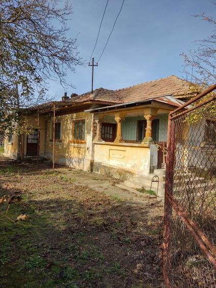 Casa din caramida + teren 3840 mp in Mazili, Valcea - 5