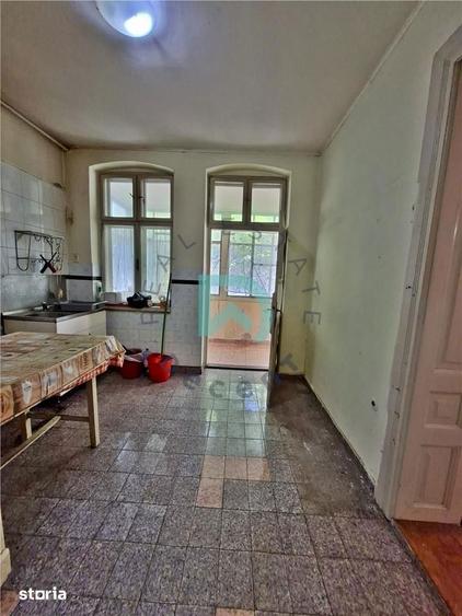Casa De Mijloc, singur in curte, Brasov - 11