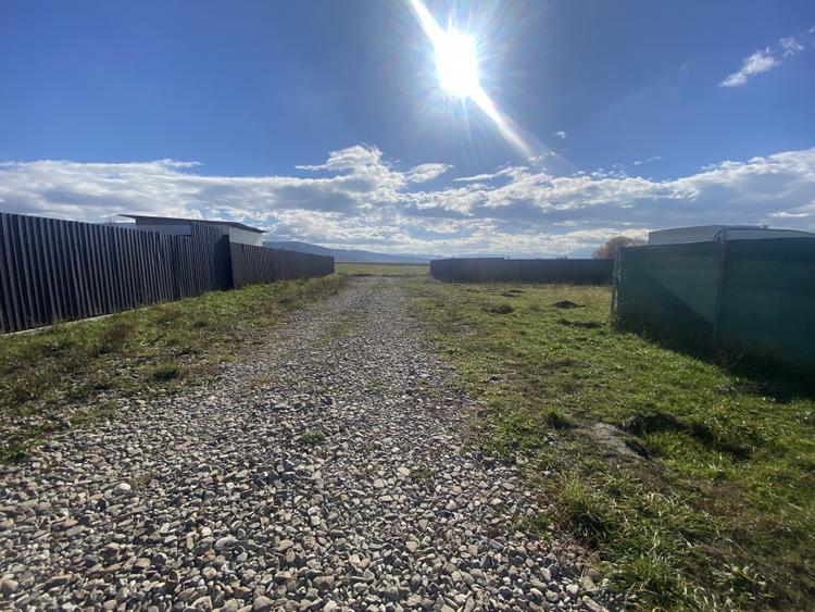 Teren Intravilan 1000 mp Bicfalau - 4