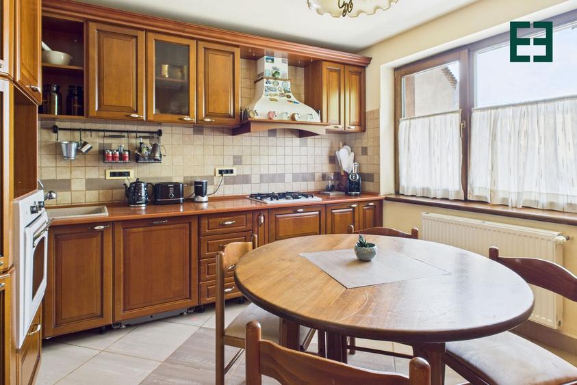 Vilă cu 6 camere - Zona Subcetate - Arad - 12