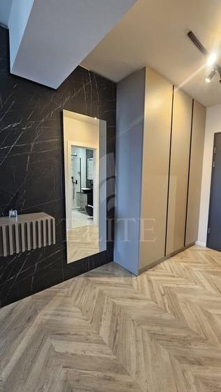 Apartament cu 2 camere semidecomandat, mobilat în Mănăștur
