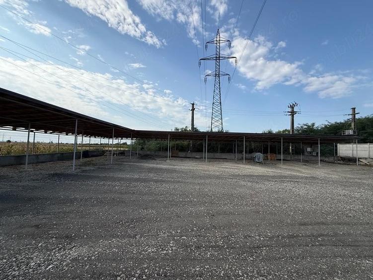Spațiu comercial, de 1,500 mp, în Central