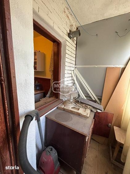 Garsonieră decomandată în Central