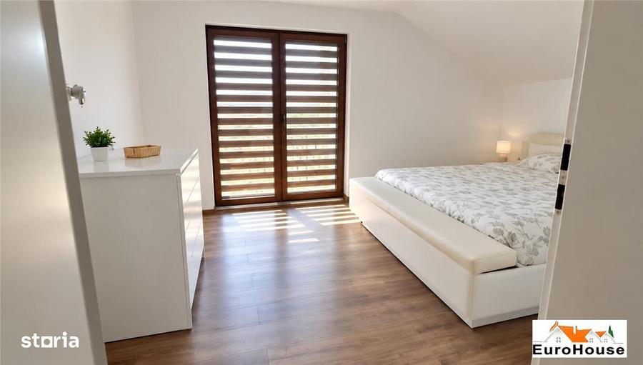 Casă cu 4 camere cu Teren 300 Mp în Central