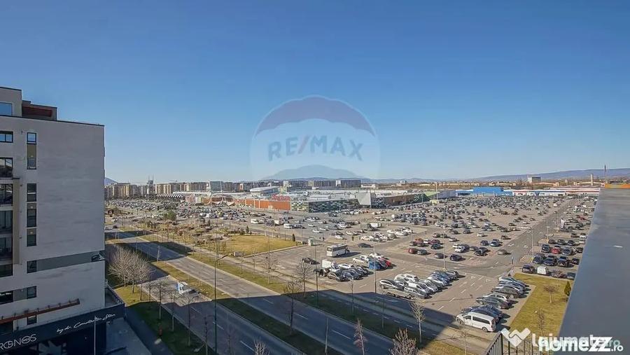 Apartament cu 4 camere decomandat în Avantgarden