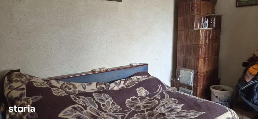 Teren de vanzare 1300mp, acces asfaltat, cu casa batrneasca, leordeni - 8