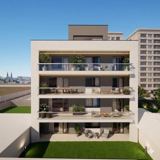 Apartament cu 3 camere decomandat în Vitan