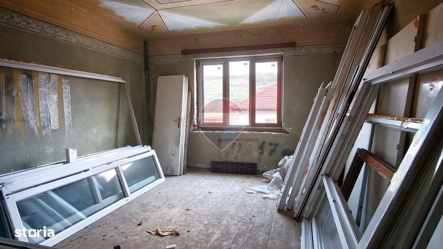 Casa de vanzare in Medias, cartier Mosnei-necesita renovare interior - 11