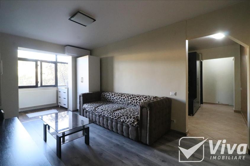 Apartament cu 3 camere semidecomandat în Alexandru cel Bun