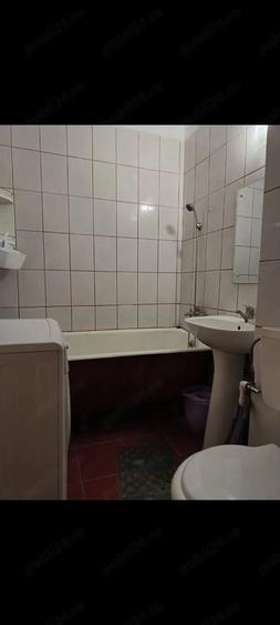 Garsonieră decomandată, mobilată în Central