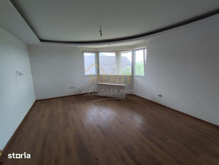 Casă cu 5 camere cu Teren 1508 Mp în Bereasca