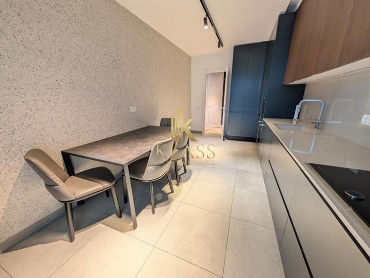 Apartament cu 3 camere semidecomandat, mobilat în Herăstrău