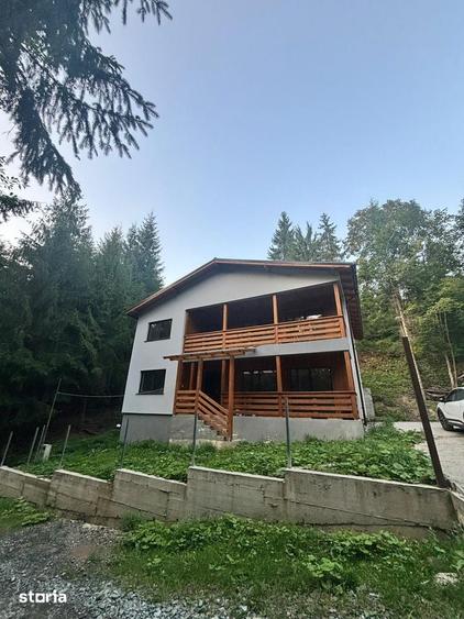 Casă cu Teren 1050 Mp în Central
