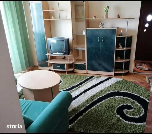 Apartament cu 2 camere semidecomandat în Decebal