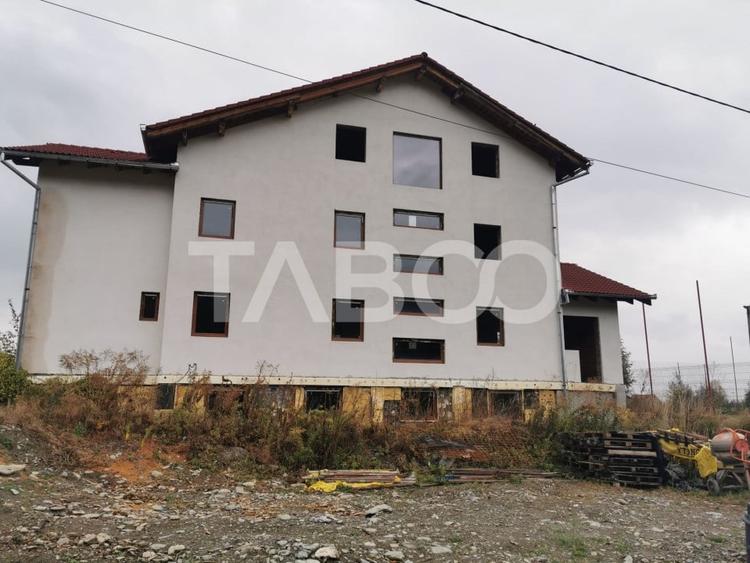 Hotel/Pensiune, de 480 mp, în Stațiunea Climaterică Sâmbăta