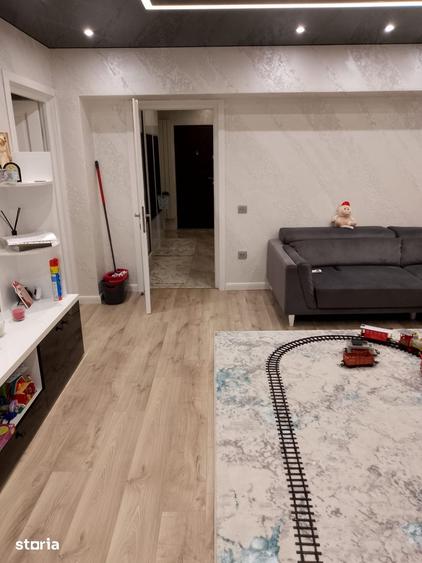 Apartament cu 2 camere decomandat în Buzaului