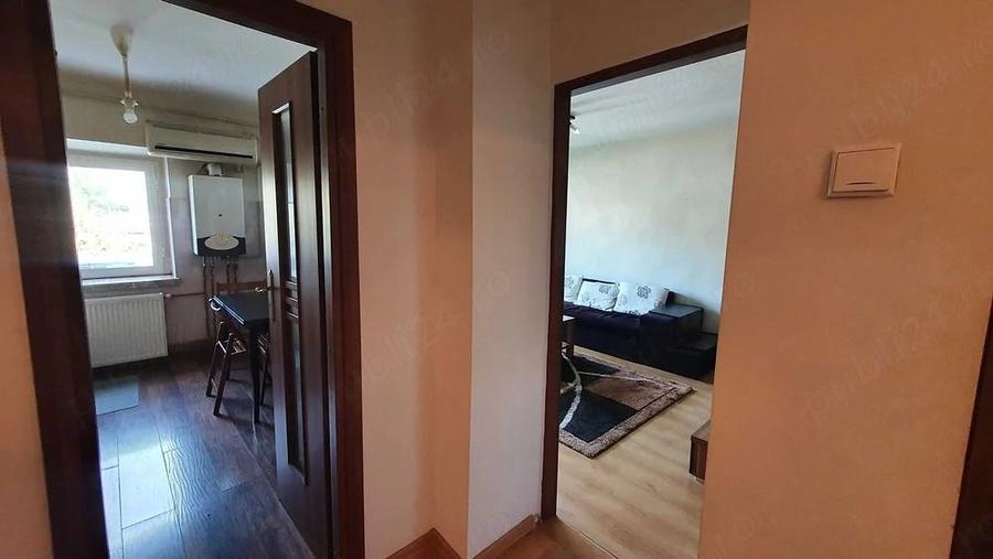 Apartament cu 3 camere decomandat în Păcurari