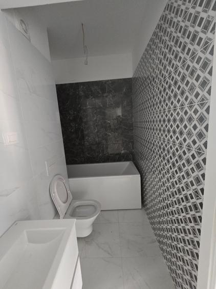 Apartament cu 2 camere decomandat în Nicolina