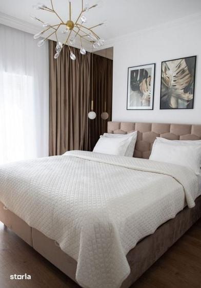 Apartament cu 3 camere semidecomandat în Ciupercenii Noi