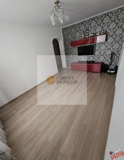 Apartament cu 3 camere decomandat, mobilat în Constructorilor