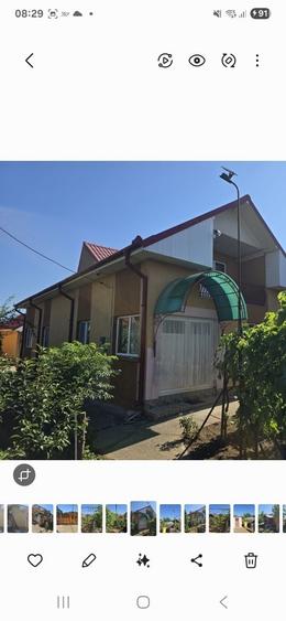 Casă cu 4 camere în Central