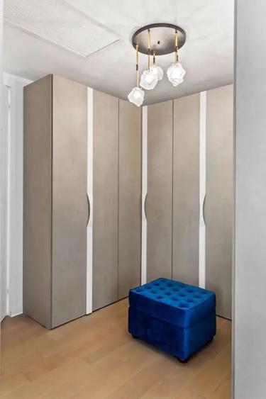 Apartament cu 3 camere decomandat, mobilat în Primăverii