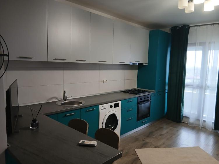 Apartament cu 2 camere semidecomandat, mobilat în Sud-Est