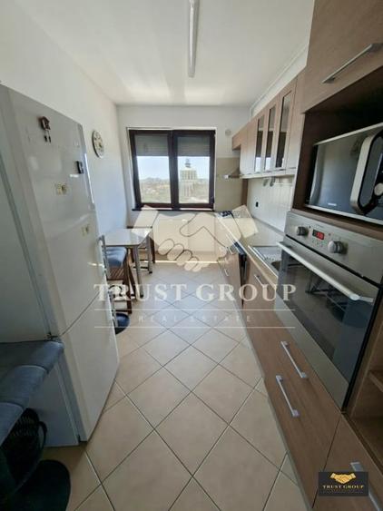 Apartament cu 3 camere decomandat, mobilat în Dacia