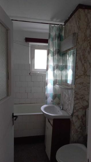 Inchiriez 6-9 august apartament 2 camere - 3