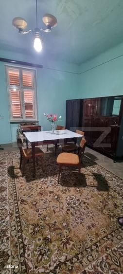 Casa cu 2 corpuri Ideala pentru locuit sau investitie, zona centra - 6