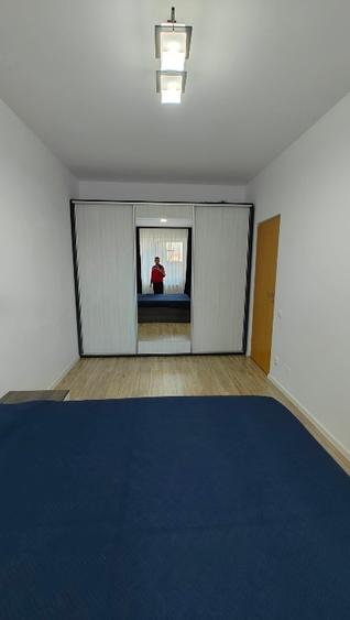 Apartament cu 2 camere semidecomandat, mobilat în Central