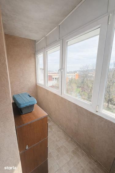 Apartament cu 2 camere decomandat în Est