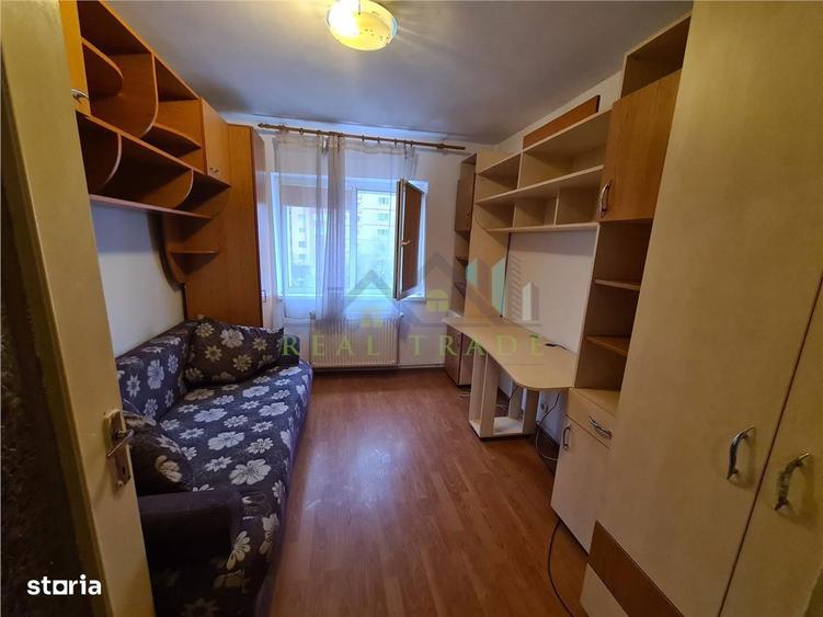 Apartament 3 camere decomandat, etaj intermediar Astra-Carpatilor - 1