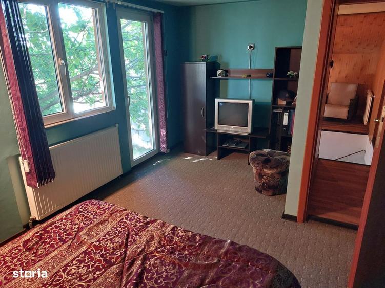 Casa si spatiu comercial service auto Odobesti - 8