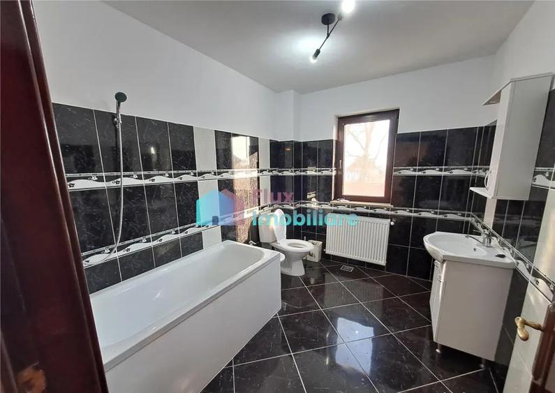 Vila spatioasa in Liteni Moara - 2