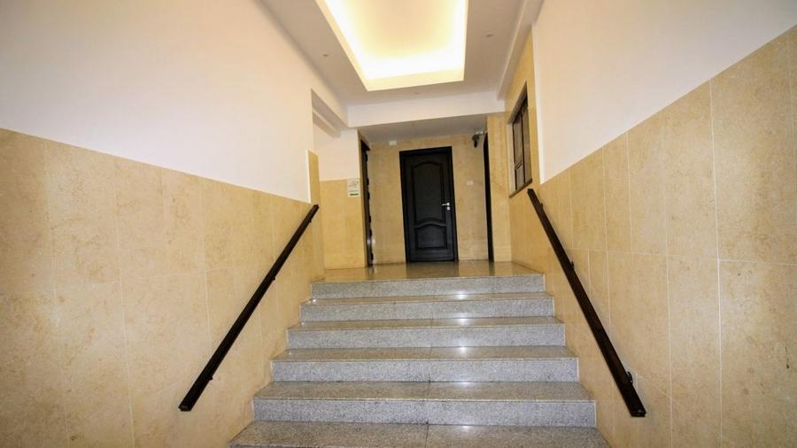 Universitate, garsoniera mobilata complet, etaj 1/8, afacere la cheie Airbnb - 16