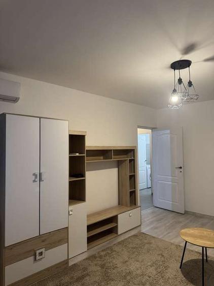 Apartament 2 camere de închiriat Eroii Revoluției - 1