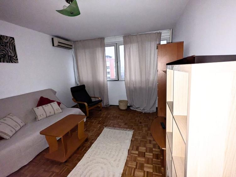 Direct proprietar, 2 camere renovate,  la iesire metrou Tineretului - 7