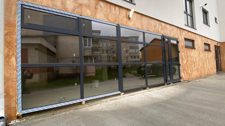 Spații de închiriat, Big-Pitesti - idealimob.ro - 1