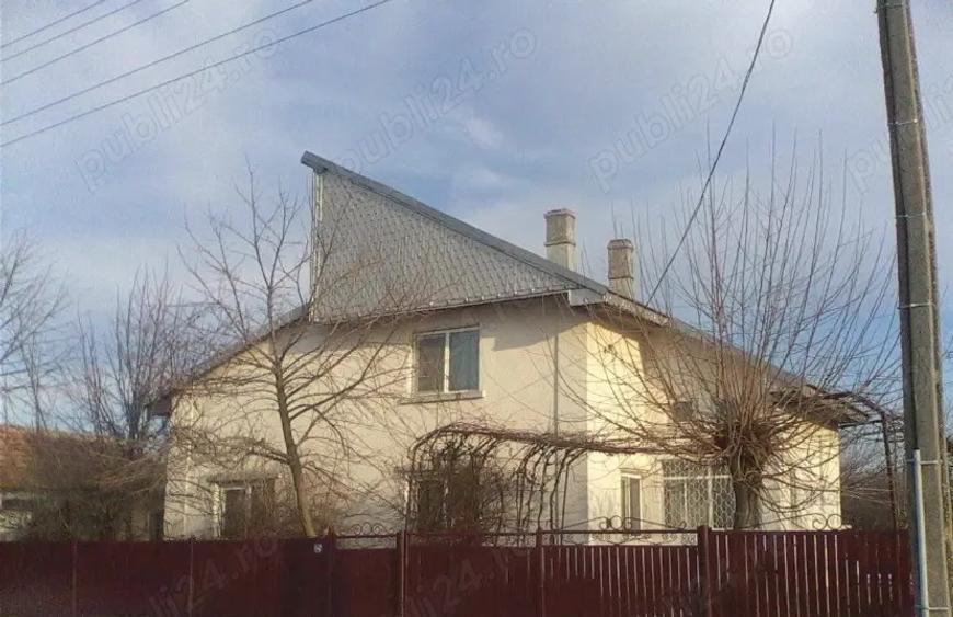 Casa de vanzare in comuna Teslui - 10