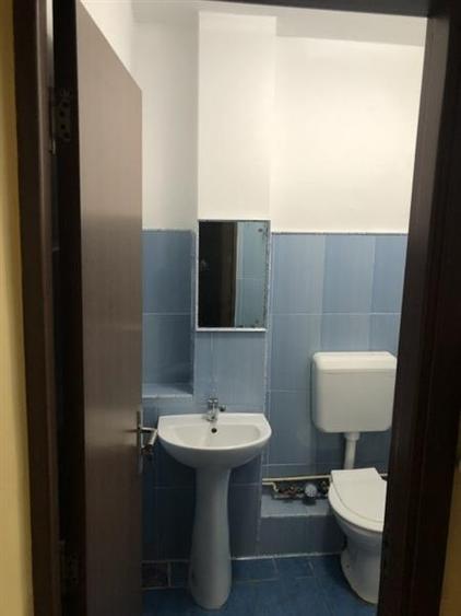 Decomandat cu 2 bai in bloc reabilitat, mobilat si utilat - 7