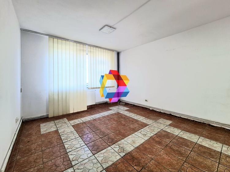 Spatiu comercial de închiriat cu vad Brașov - 55 mp # plus-imo.ro - 1